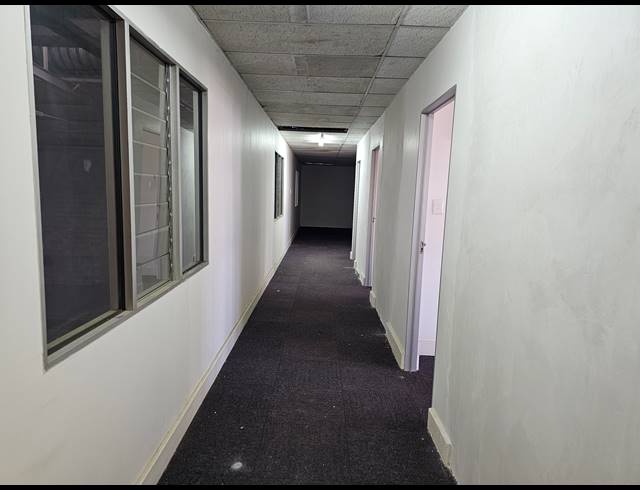 994M² FACTORY TO LET IN KYA SANDS